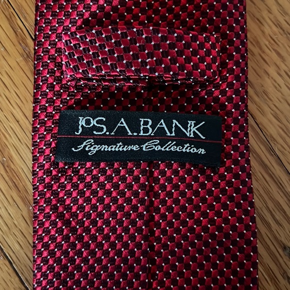 Jos. A. Bank Signature Collection Tie (Color: Power Red) - Picture 1 of 2